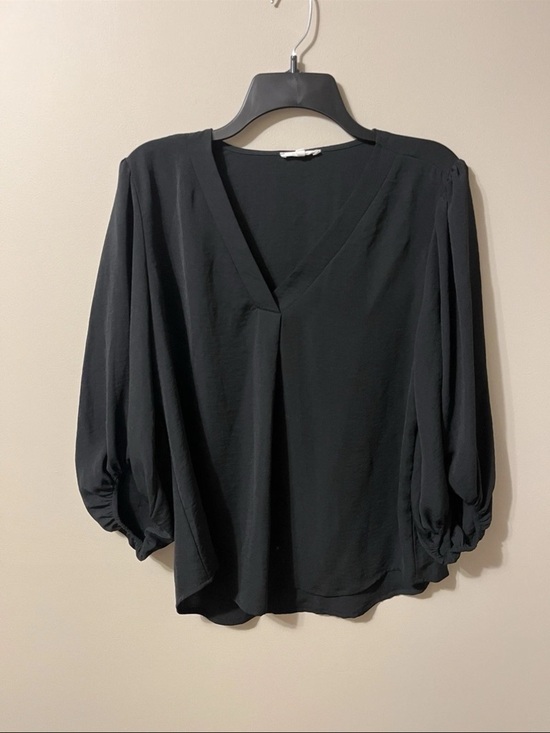 Maurices Tops - Maurices Black V-Neck Balloon Sleeve Blouse Women’s Large
